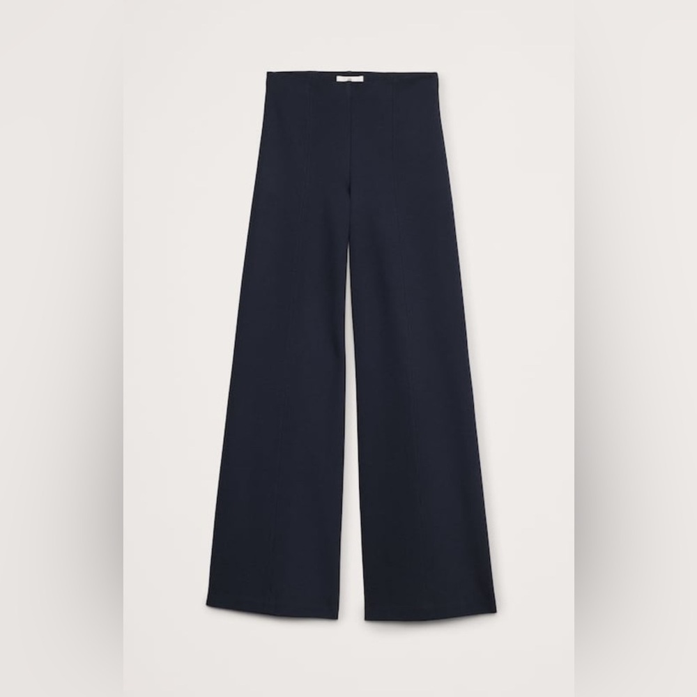 Banana Republic, Medium, Navy Wide Leg Pants - Picture 13 of 13